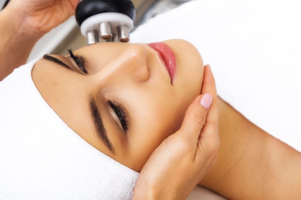 SKIN TIGHTENING RF FACIAL for skin treatment in Las Vegas by Skinetic
