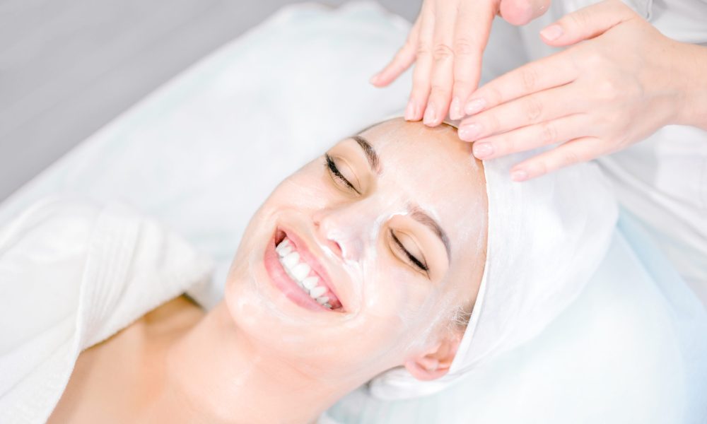 What is a LuXe Facial
